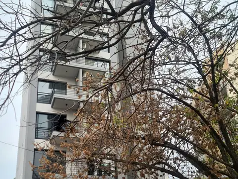 Enzo Bordabehere 2900, Piso 3