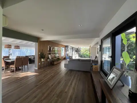 Casa en venta 5 ambientes con pileta Country San Diego