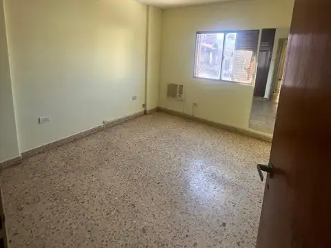 Depto Tipo Casa en Alquiler en San Miguel de Tucumán, $ 700.000