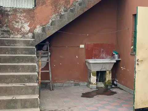 Pje A De Alzugaray 900, Piso B