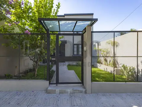 Casa en Venta en San Antonio De Areco, USD 410.000