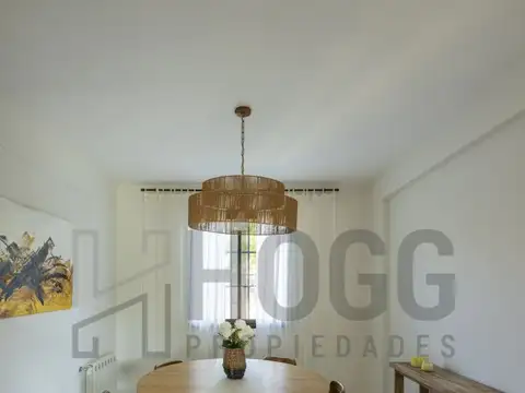 Casa 7 ambientes con 4 baños