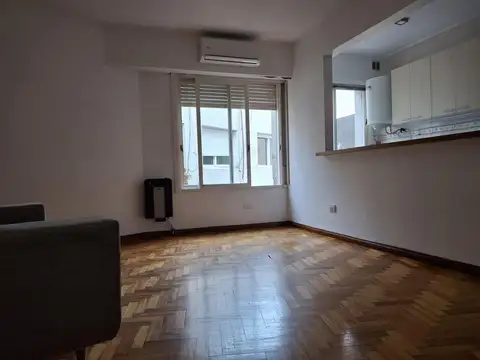 Departamento en La Lucila-Vias/Libert.