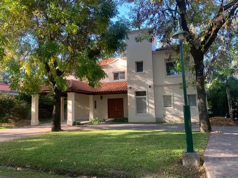 La Peregrina Pilar