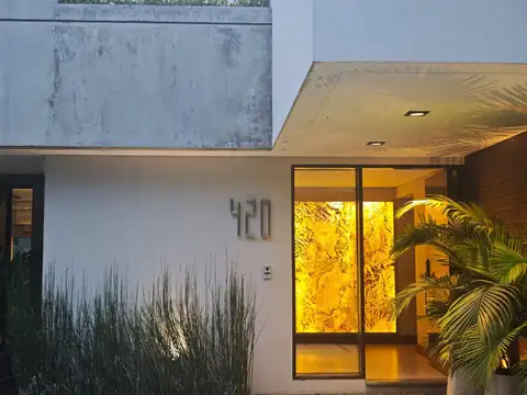 El Tipal Club de Campo. 100