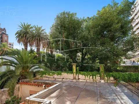 Depto Tipo Casa en Venta 60 años