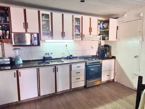 Depto Tipo Casa 4 ambientes con 2 baños