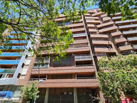 Boulevard Poniente Arturo Umberto Illia 400