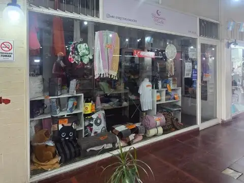 Local en Venta en Paso del Rey, USD 19.000