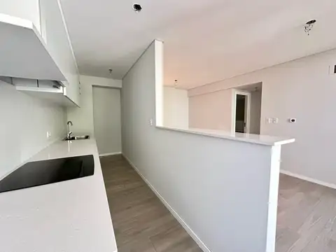 Departamento en Alquiler en Refinerias, $ 760.000