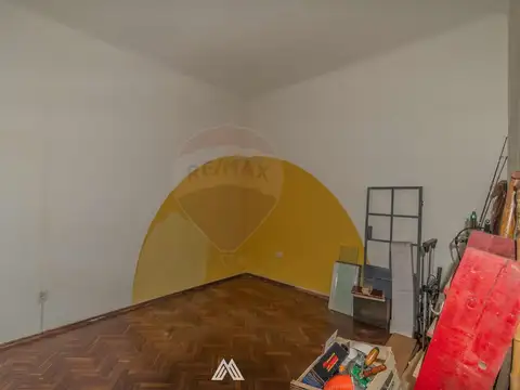 Local en Venta 65 años