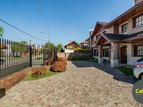 Casa en Venta de 5 dormitorios
