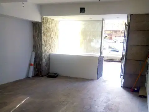 EXCELENTE LOCAL comercial de 40m2- Honorio Pueyrredon al 1100, Caballito