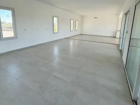 Casa en Alquiler de 4 dormitorios