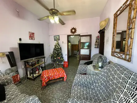 Casa en Venta en Bernal Oeste, USD 35.000