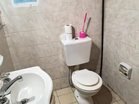 Local en Alquiler en Villa Gobernador Galvez, $ 1.450.000