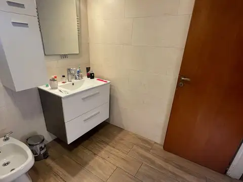 Depto Tipo Casa en Venta con 1 cocheras