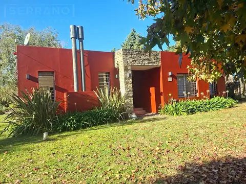Venta Casa 4 ambientes sobre lote de 1436,38 m2, Parque Sakura, Exaltacón de la Cruz, Apta Crédito