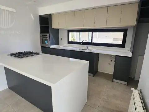 Casa en Venta en Canning Chico, USD 415.000