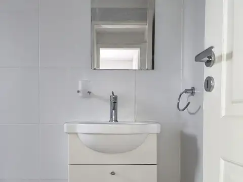 Departamento de 2 ambientes en alquiler – Av. Belgrano 1282, Piso 3° "C", Avellaneda