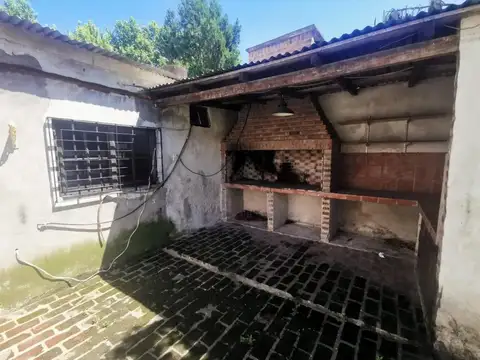 Casa 6 ambientes con 3 baños