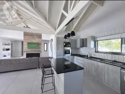 Casa en Alquiler en Countries y Barrios Cerrados en San Vicente, USD 1.800