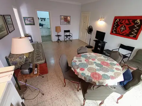 Santa Fe 2500, Piso 1