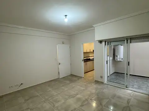 Depto Tipo Casa 2 ambientes con 1 baño