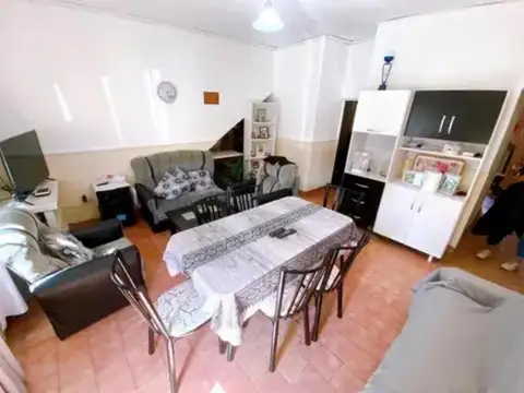Depto Tipo Casa en Venta de 2 ambientes