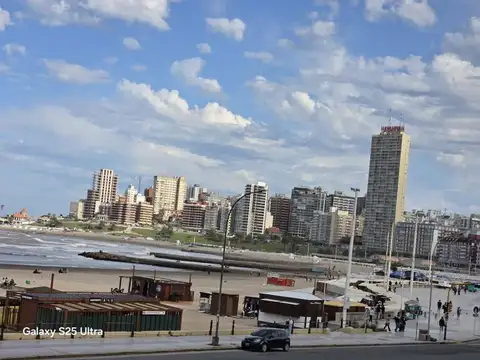 DOS AMBIENTES CON DEPENDENCIA FRENTE AL MAR
