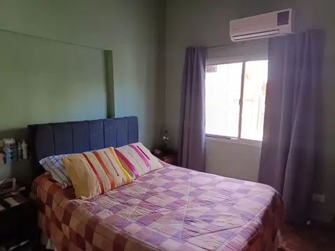 Dos casas+ dos locales + lavadero/garaje cubierto