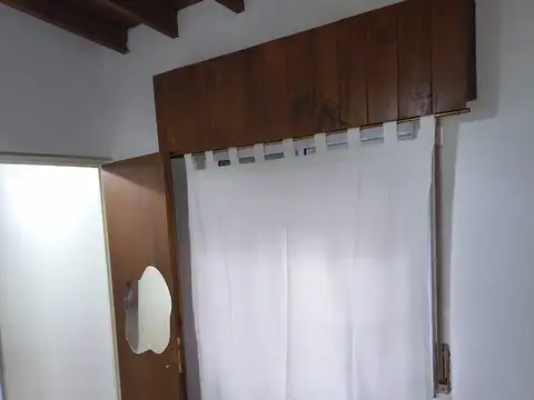 Casa en Alquiler con 1 cochera