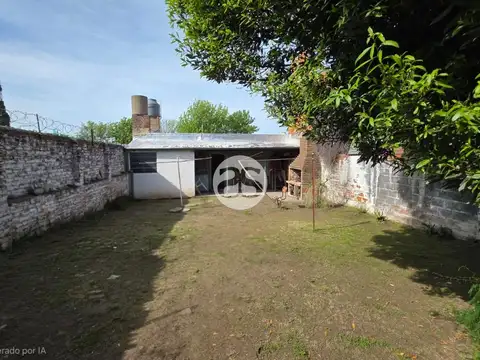 Casa 4 ambientes con 1 baño