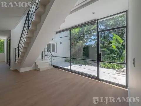 Casa en Alquiler de 3 dormitorios