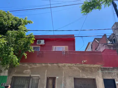 PH en Venta 3  ambientes -V.Ballester entrada independiente frente