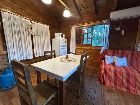 Casa 2 ambientes con 1 baño