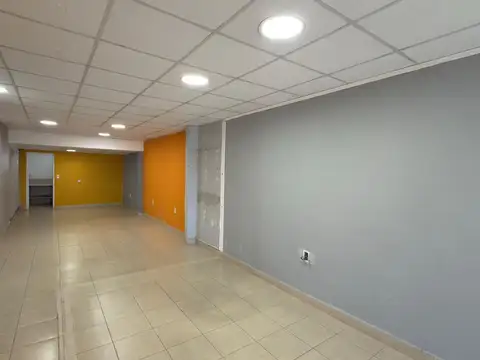 LOCAL COMERCIAL EN ALQUILER ZONA SHOPPING LOCAL B