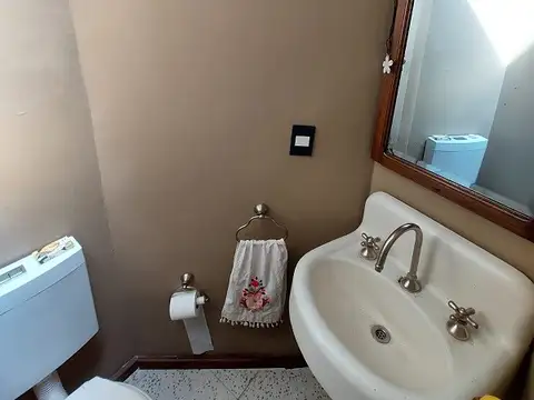 Depto Tipo Casa en Venta 50 años