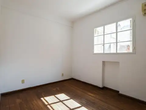 Departamento 5 ambientes con 1 baño