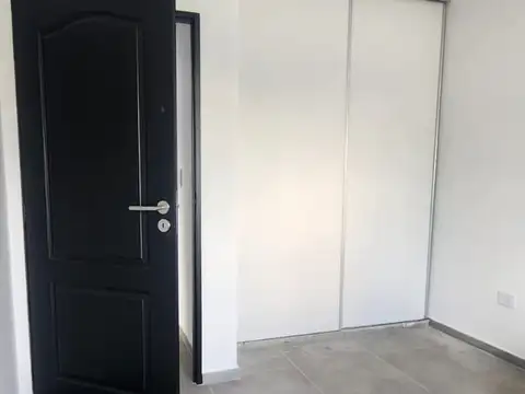 A ESTRENAR. PB.  Casa en venta en Pilar del Este - Santa Emilia