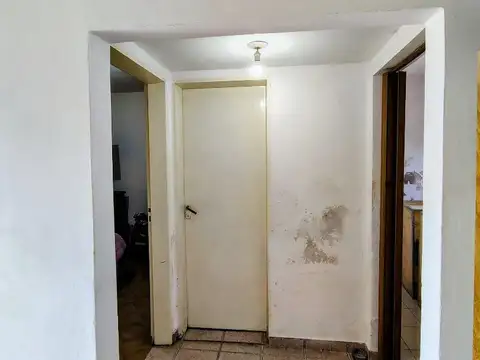 Casa de 2 dormitorios con patio en Barrio Saladillo
