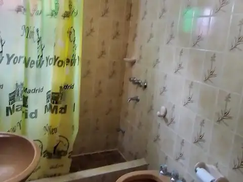 Depto Tipo Casa 3 ambientes con 1 baño