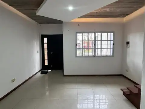 PH TIPO CASA, MORON NORTE