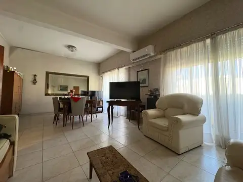 Local en Venta 60 años