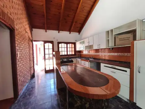 VENTA CASA VILLA CABRERA TRES HABITACION COCHERA