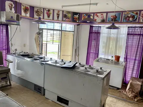 Local en Alquiler en Adrogue, $ 450.000