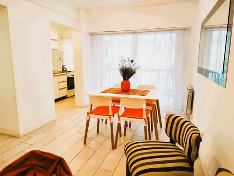 VENTA DEPTO  2 AMBIENTES  CON BALCON - CENTRO