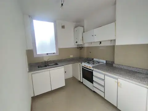 Departamento en Alquiler en Arroyito, $ 650.000