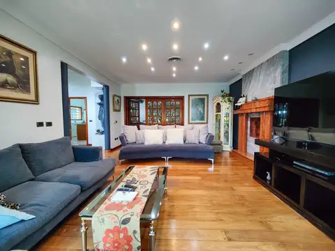Casa en Venta de 5 dormitorios
