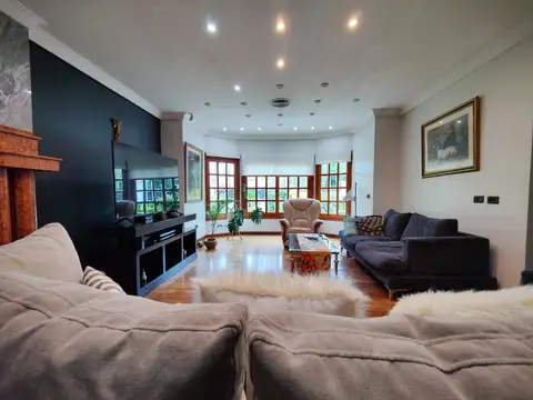 Casa en Venta de 5 dormitorios